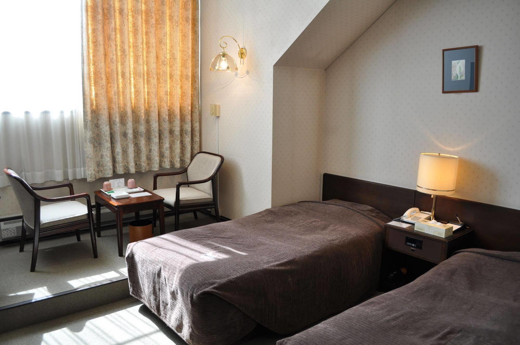 Hotel Sun أباشيري المظهر الخارجي الصورة